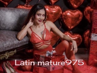 Latin_mature975
