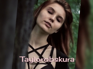 Taylorobskura
